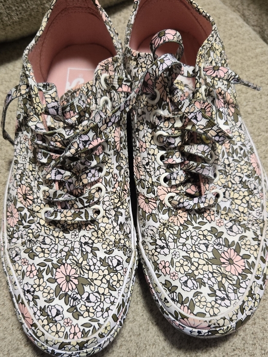 Vans Shoes - Vans Mono Floral All Over Print Womens 10 Mens 8.5